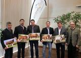 Generalversammlung von kärntnerrind 2019 - die geehrten Stier-Züchter Stierzüchterehrung bei der Generalversammlung von kärntnerrind 2019