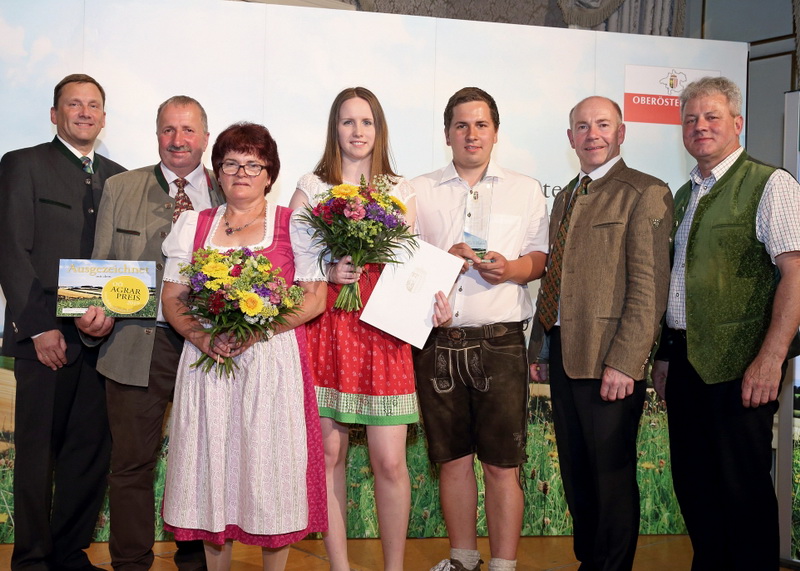 Der Betrieb Gruber wurde für das Projekt „Tierwohlstall 4.0“ mit dem ersten Preis des vom Land OÖ ausgerufenen Agrarpreises ausgezeichnet