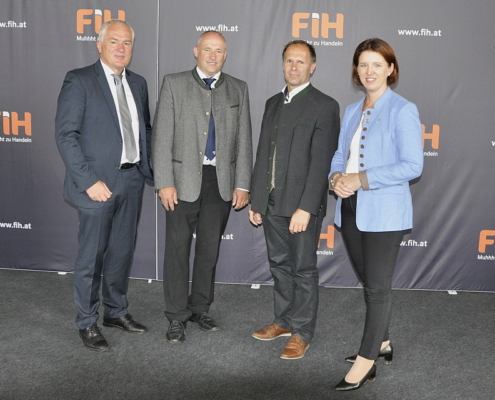 GF Josef Miesenberger, Obm. Johann Hosner, Obm. Stv. Andreas Hartl, Präs. LK OÖ, Michaela Langer-Weninger