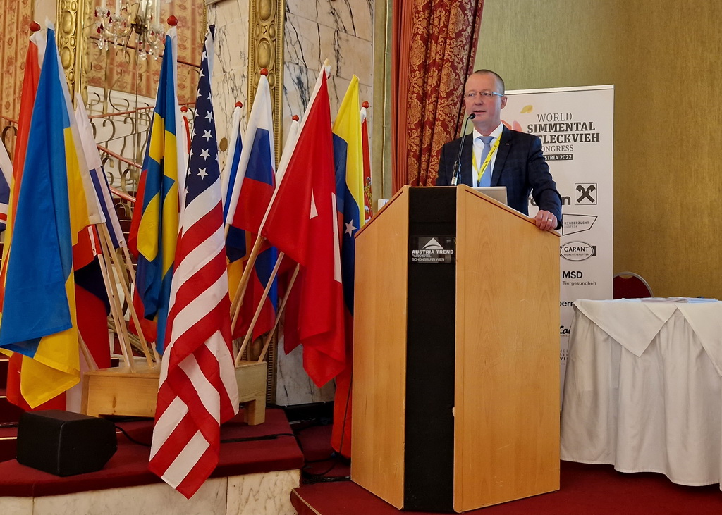 Dr. Josef Kučera, Tschechien informierte über die personellen Änderungen im Generalsekretariat der WSFF