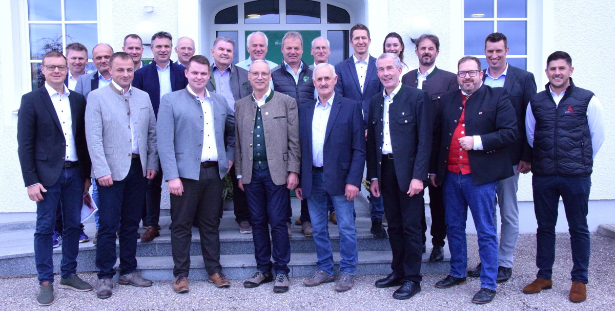 Ein neues Kapitel für geneticAUSTRIA: Gesellschafterkreis wird durch caRINDthia und Rinderzucht Tirol erweitert